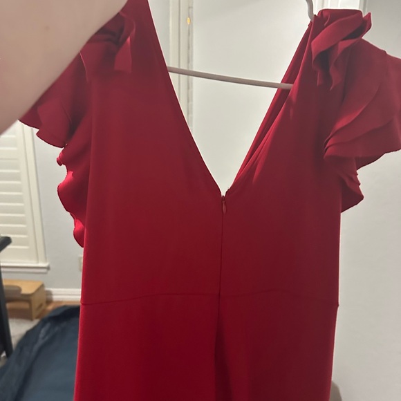 Venus ruffle sleeve jumpsuit in red. Size 20 - Picture 6 of 6